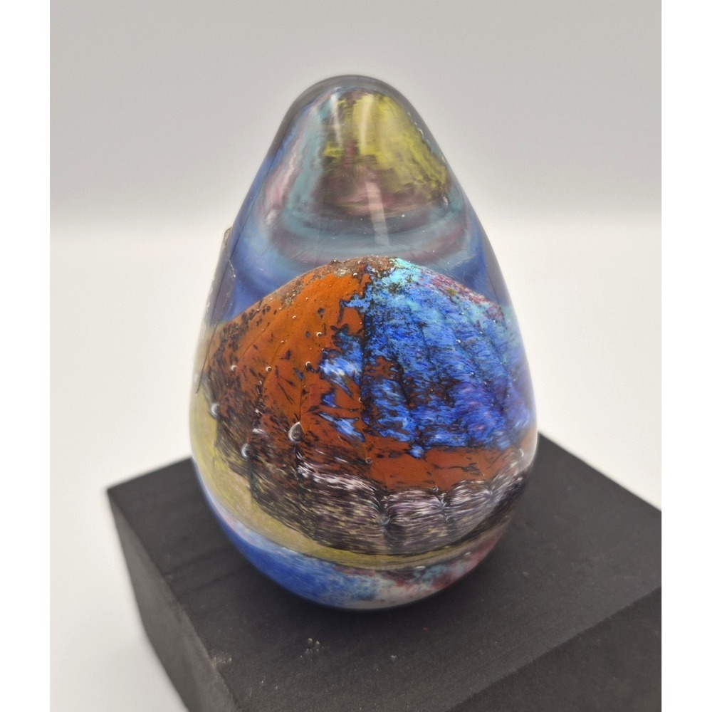 Phonecian Glass Blowers Malta Hand Made Art Glass Paperweight Signed - Picture 4 of 6